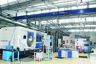 康明斯發(fā)動(dòng)機(jī)車間工具柜、工作臺(tái)使用確實(shí)規(guī)范